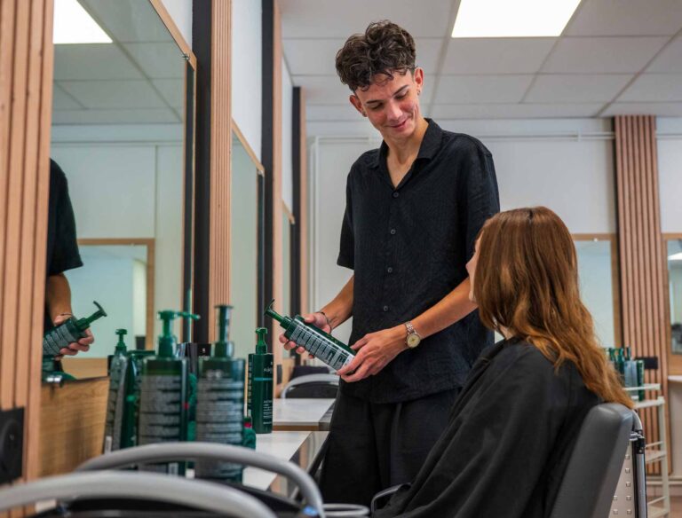 lycee-montbareil-guingamp-coiffure-43