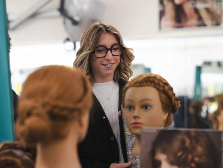 lycee-montbareil-guingamp-coiffure-7