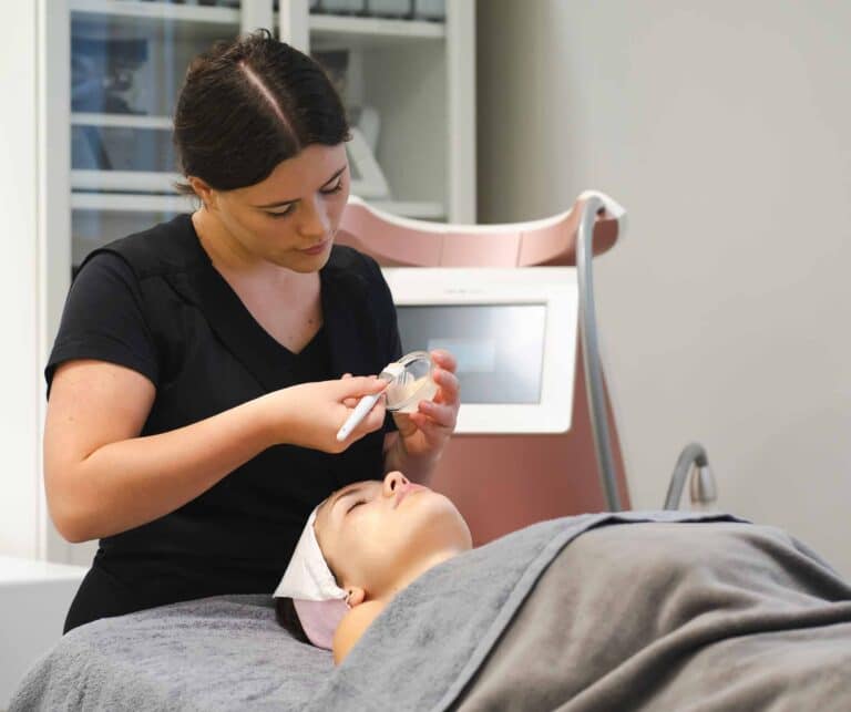 lycee-montbareil-guingamp-soin-visage-6